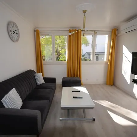 Appartamento Superbe 8 Personnes 2 2 Salles De Bain Wifi Netflix Et Parking Gratuit Montpellier