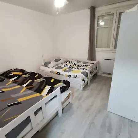 Appartamento Superbe 8 Personnes 2 2 Salles De Bain Wifi Netflix Et Parking Gratuit