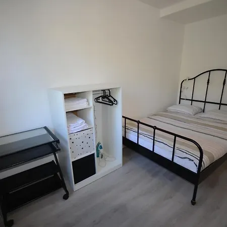Appartamento Superbe 8 Personnes 2 2 Salles De Bain Wifi Netflix Et Parking Gratuit *